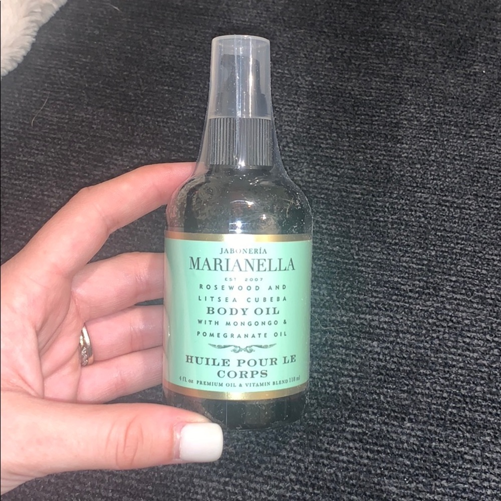 Jaboneria Marianella body oil